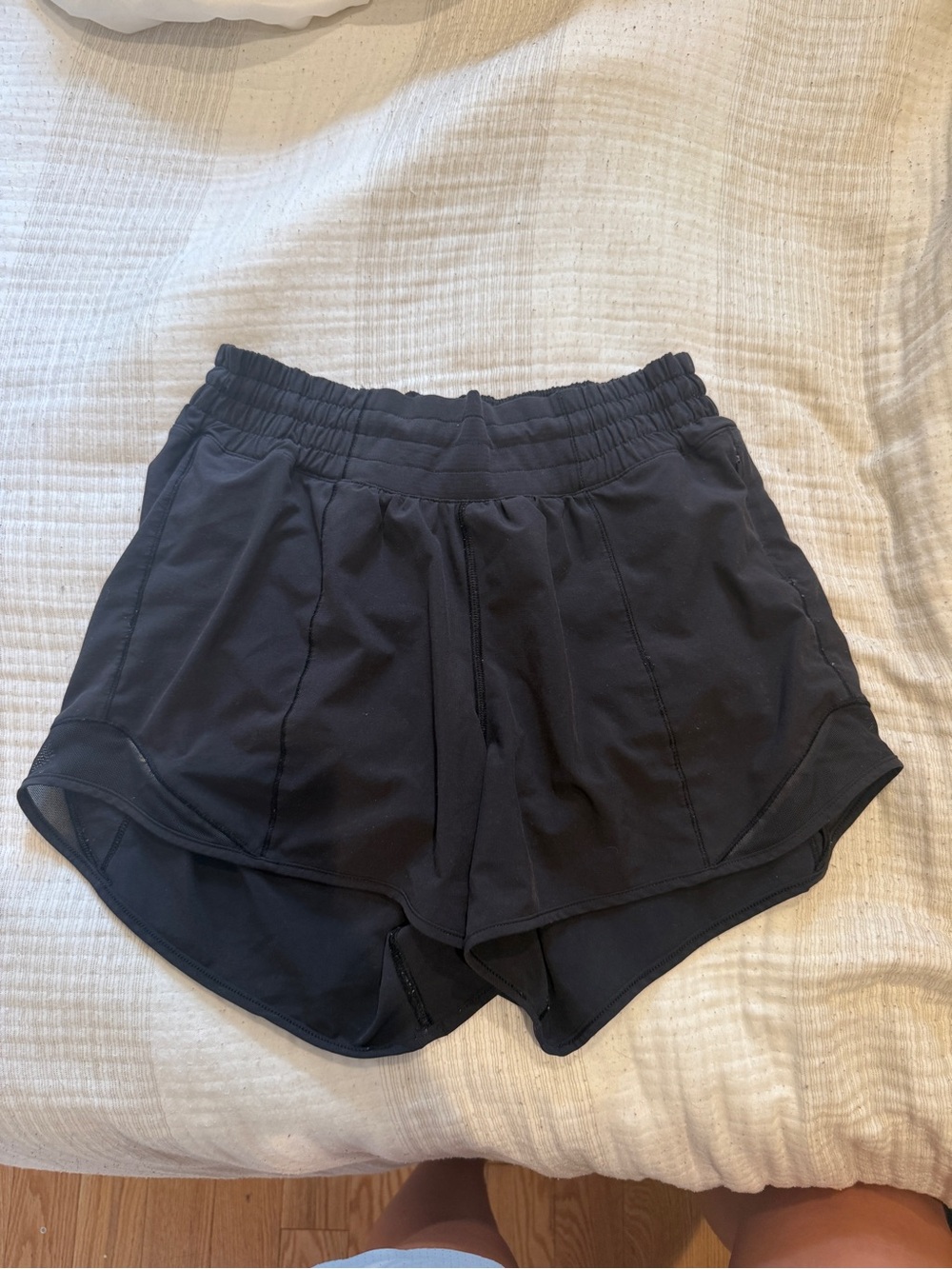 Lululemon hotty hot hr 4”